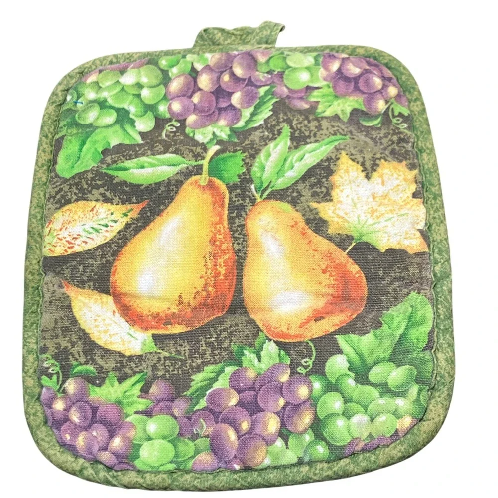 Better Homes and Gardens Pot Holder Set Green Fruit Pear Grape Quilted Vintage